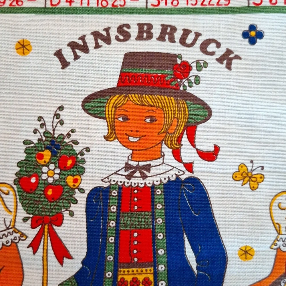 📅 1982 Innsbruck cotton wall calendar